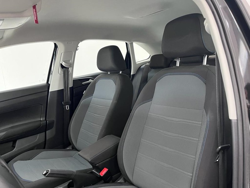 VOLKSWAGEN NIVUS 1.0 200 TSI TOTAL FLEX COMFORTLINE AUTOMÁTICO 2021