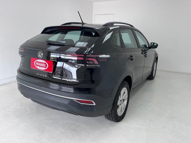 
								VOLKSWAGEN NIVUS 1.0 200 TSI TOTAL FLEX COMFORTLINE AUTOMÁTICO 2021 full									