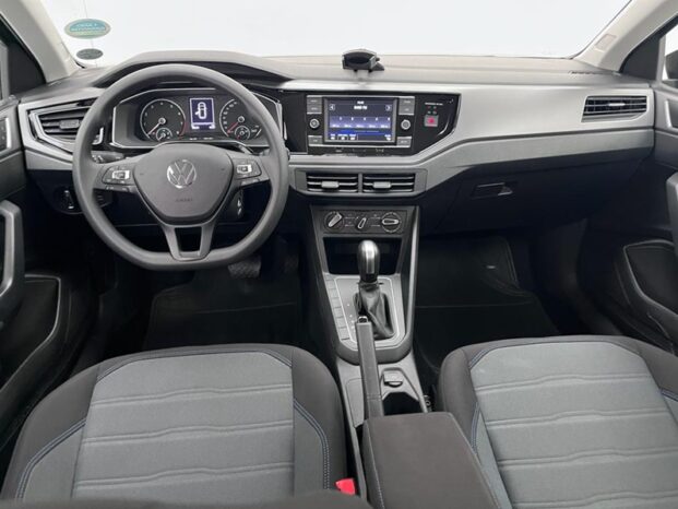 
								VOLKSWAGEN NIVUS 1.0 200 TSI TOTAL FLEX COMFORTLINE AUTOMÁTICO 2021 full									