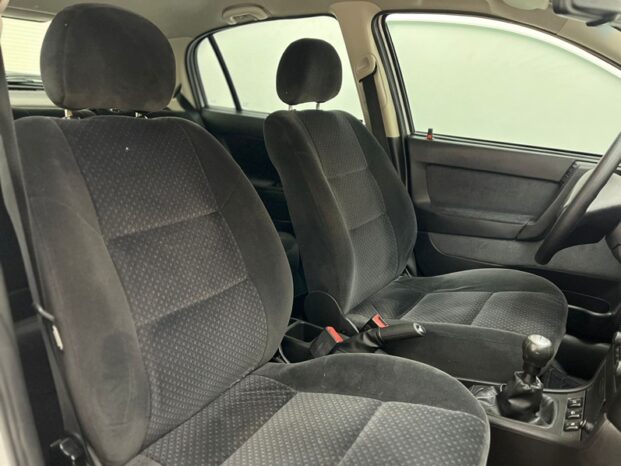 
								CHEVROLET ASTRA 2.0 MPFI ADVANTAGE 8V FLEX 4P MANUAL 2011 full									