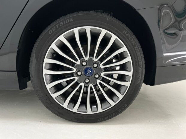 
								FORD FUSION 2.0 TITANIUM AWD 16V GASOLINA 4P AUTOMÁTICO 2018 full									