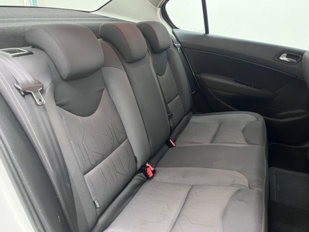 
								PEUGEOT 408 1.6 ALLURE THP 16V FLEX 4P AUTOMÁTICO 2017 full									