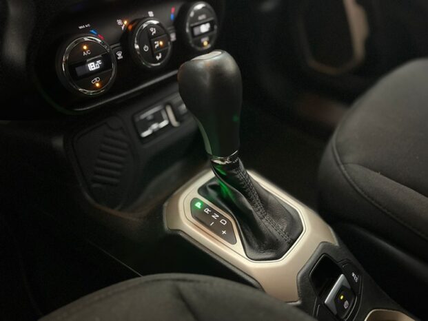 
								JEEP RENEGADE 1.8 16V FLEX LONGITUDE 4P AUTOMÁTICO 2016 full									