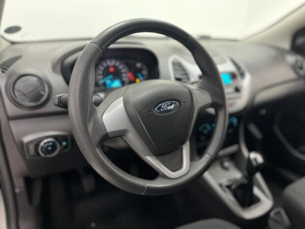 
								FORD KA 1.0 TI-VCT FLEX SE MANUAL 2021 full									