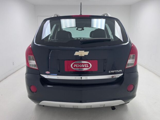 
								CHEVROLET CAPTIVA 2.4 SIDI 16V GASOLINA 4P AUTOMÁTICO 2014 full									