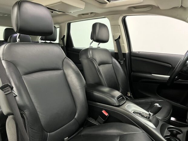 
								DODGE JOURNEY 3.6 RT V6 GASOLINA 4P AUTOMÁTICO 2013 full									