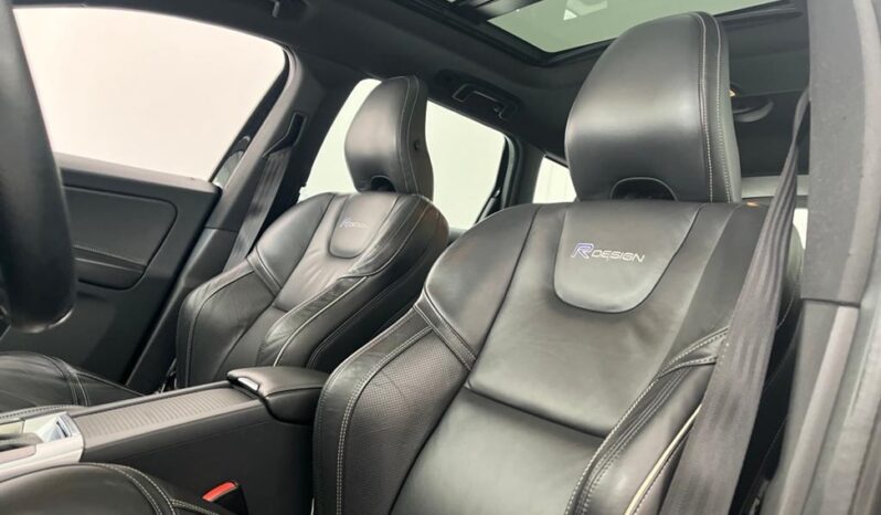 
								VOLVO XC60 2.0 T5 R DESIGN TURBO GASOLINA 4P AUTOMÁTICO 2014 full									