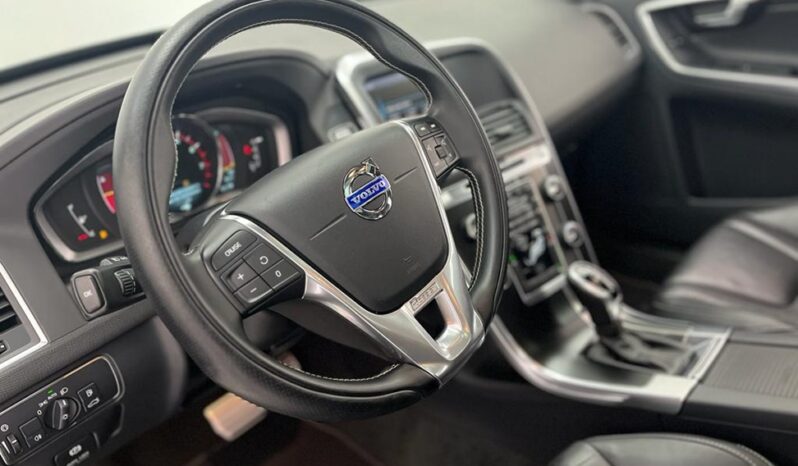 
								VOLVO XC60 2.0 T5 R DESIGN TURBO GASOLINA 4P AUTOMÁTICO 2014 full									